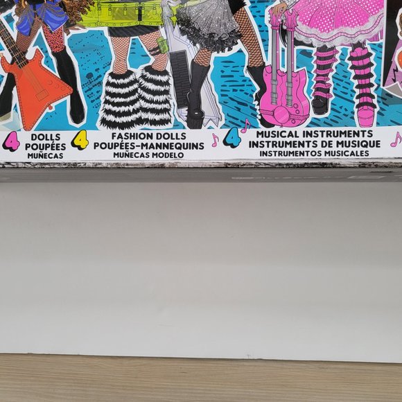 VERY LARGE! LOL Rock Bands Super Surprise box with 70+, new, retired L.O.L - Picture 4 of 10